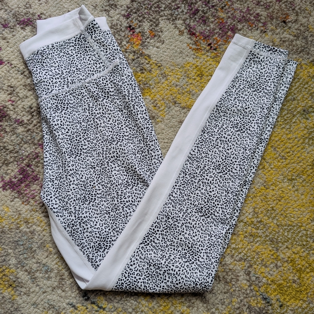 NEW ALLFENIX x Anthropologie Micro Cheetah (white) 7/8 leggings XS